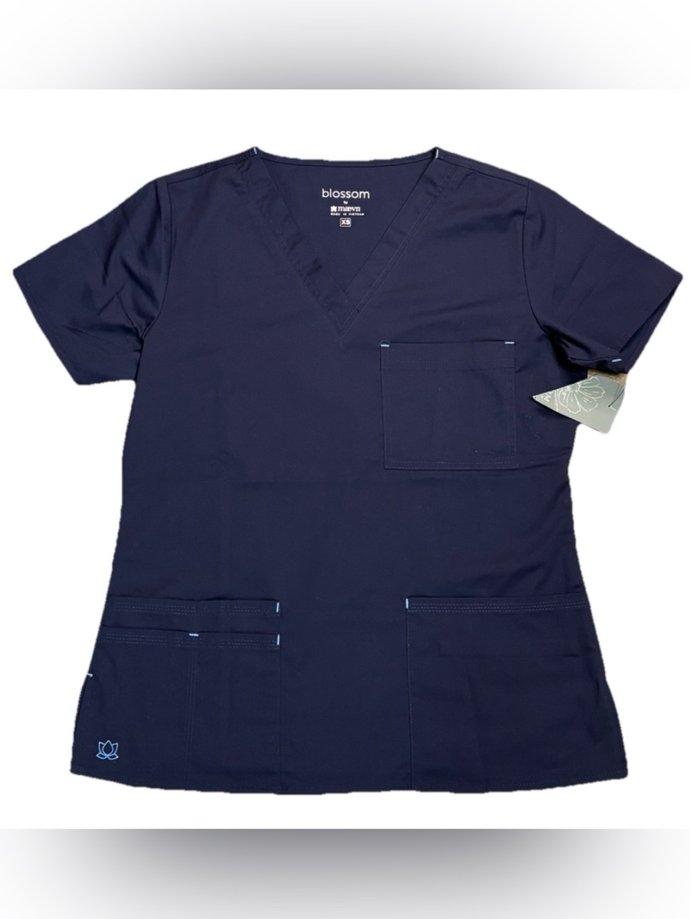 NWT Maevn Scrub Top Women's Size XS Medical 3Pocket V-Neck Relaxed fit Navy Blue